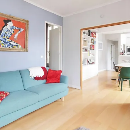 Bright Flat 10 Minutes Walk From The Eiffel Tower In - Welkeys *